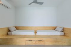 halaman halo bedroom bathroom