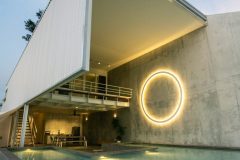 halaman halo living pool