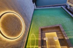 halaman halo living pool